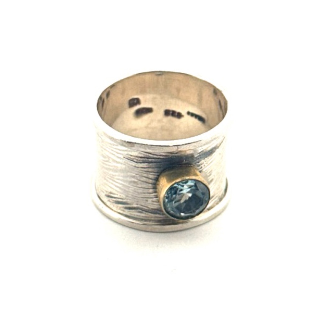 925 Sterling Silver and 14K gold Aquamarine Ring 5.0g